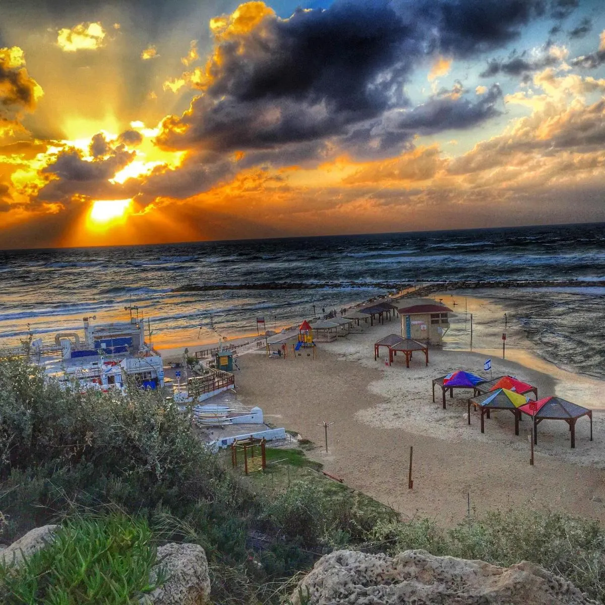 Image 5 of Stunning Studio By The Beach With Free Parking