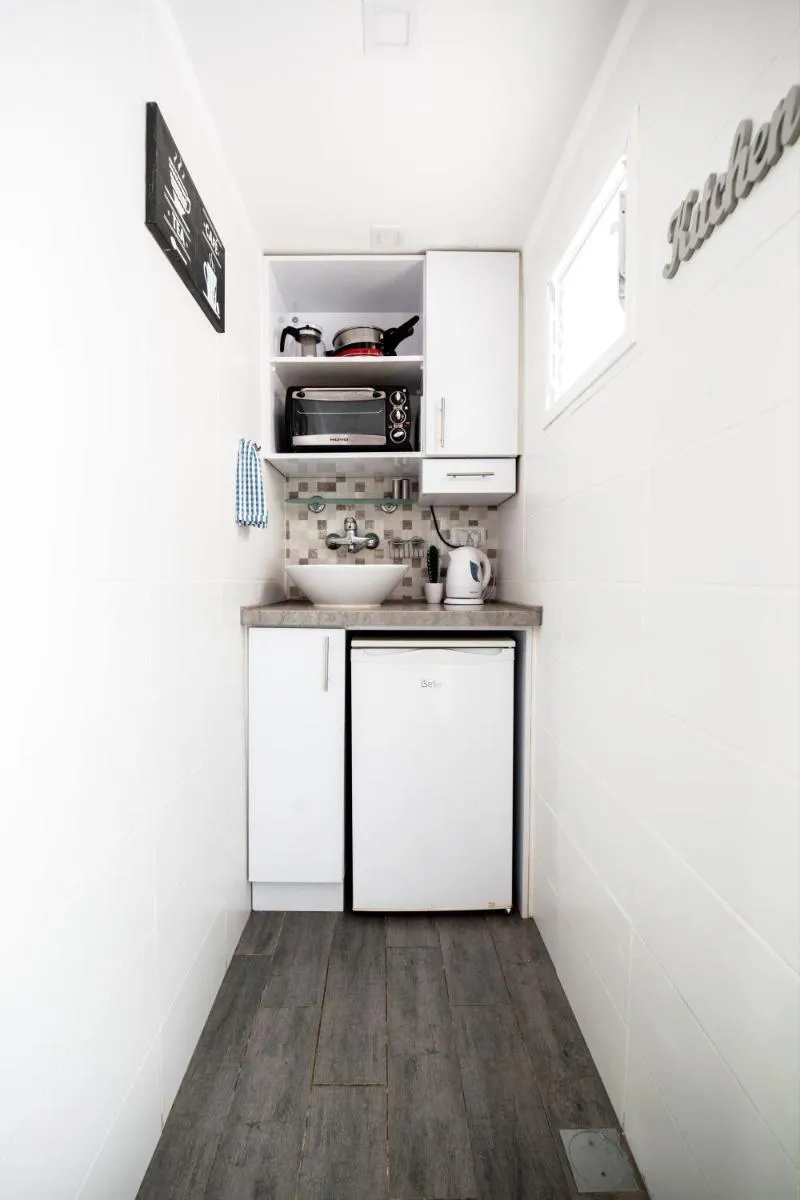 Image 4 of Stunning Studio By The Beach With Free Parking