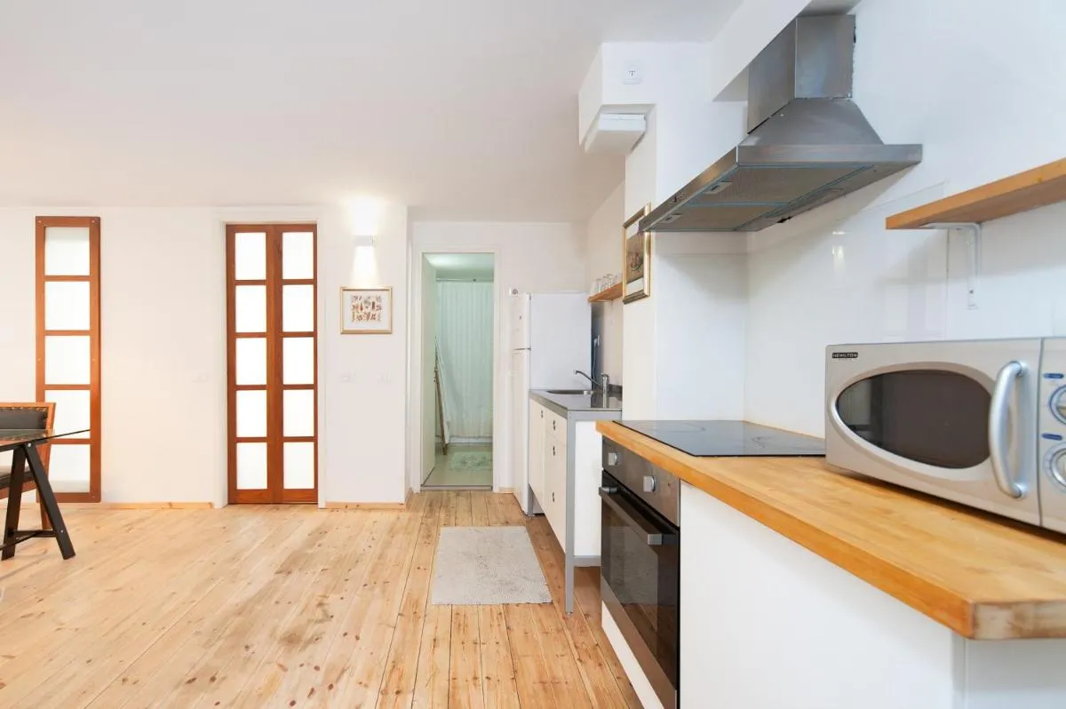 Image 6 of Stylish Apartments w Balcony in the Very Center and Shelter by Sea N’ Rent