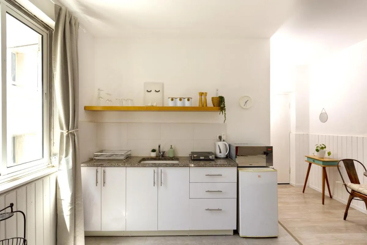 Image 2 of Sun Balcony Studio – Steps from Rothschild Boulevard