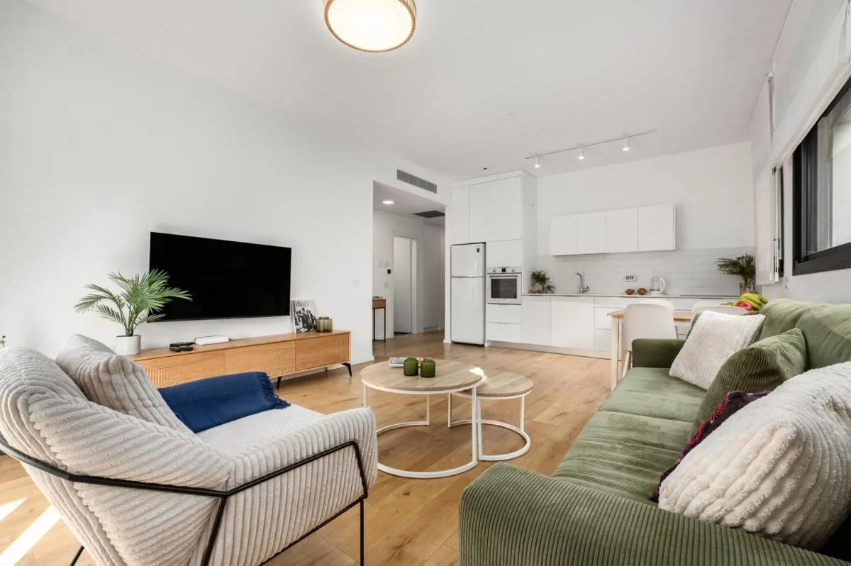 Image 4 of Sunny Chic in Tel Aviv Center by Sea N Rent