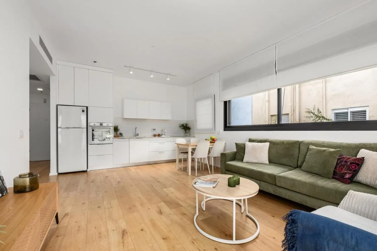 Image 3 of Sunny Chic in Tel Aviv Center by Sea N Rent