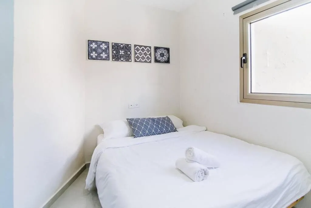 Image 5 of Super-Star 3BR Private Parking !