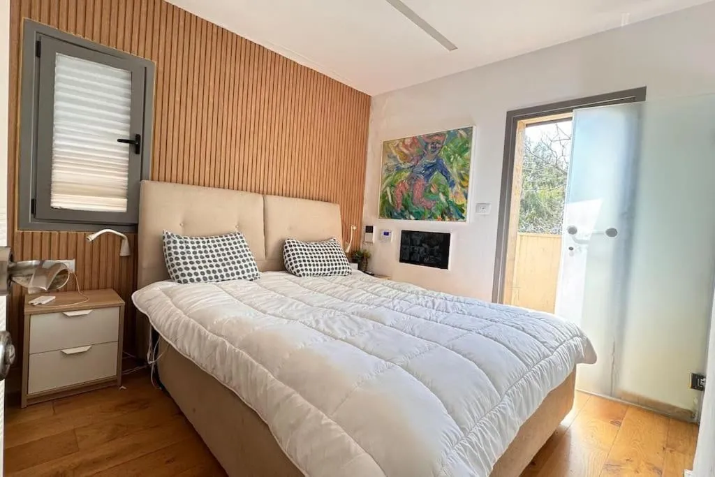 Image 1 of TEL AVIV -yafo