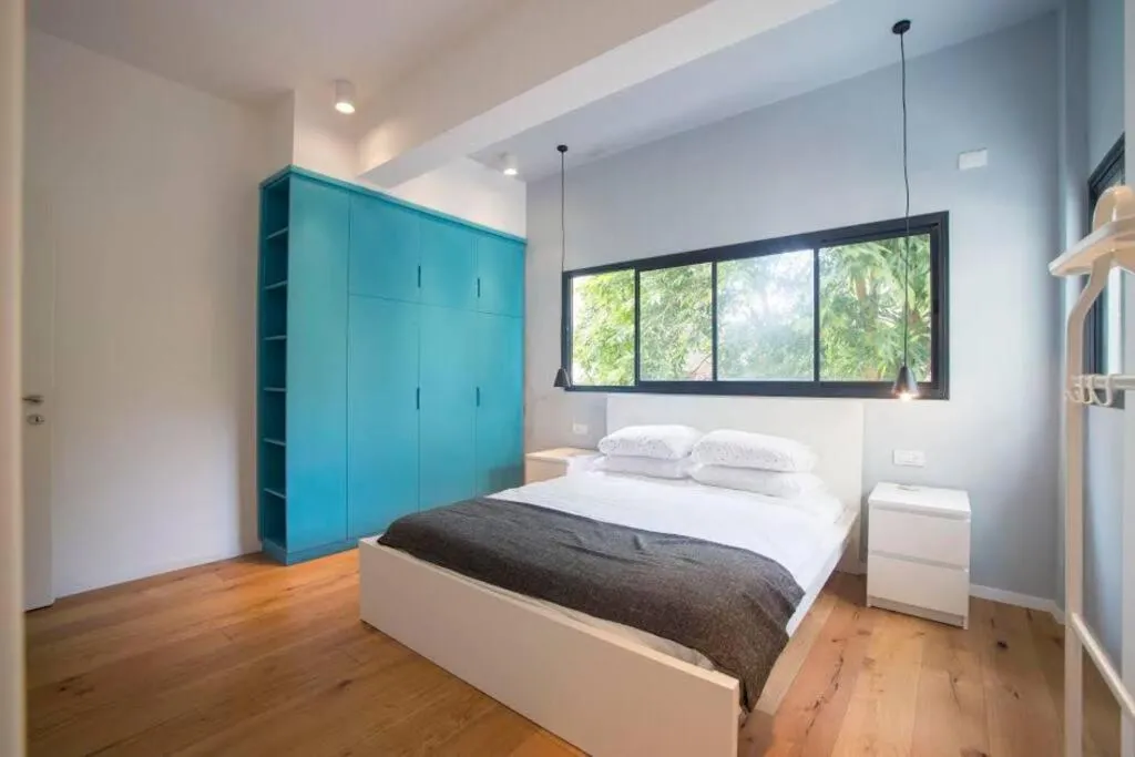 Image 4 of TLV beach 4 rooms big balcony / 125 m2 appart