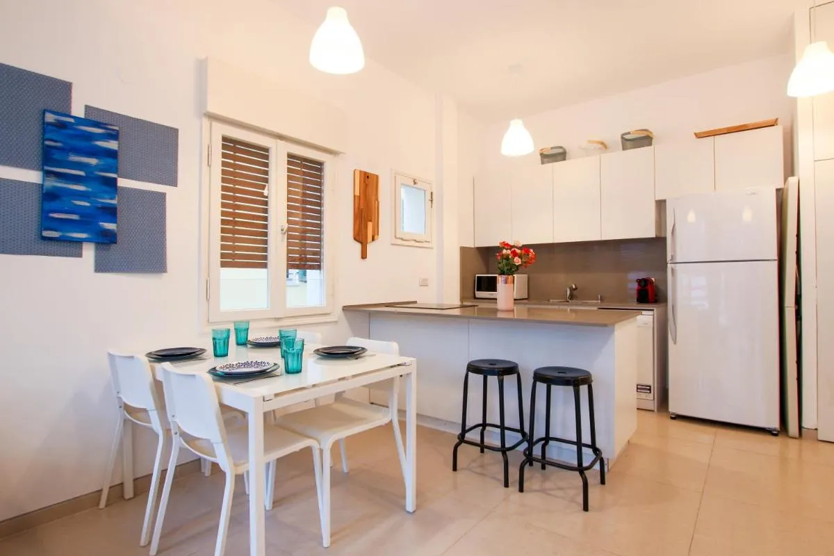 Image 6 of Trendy with balcony on Sheinkin by FeelHome