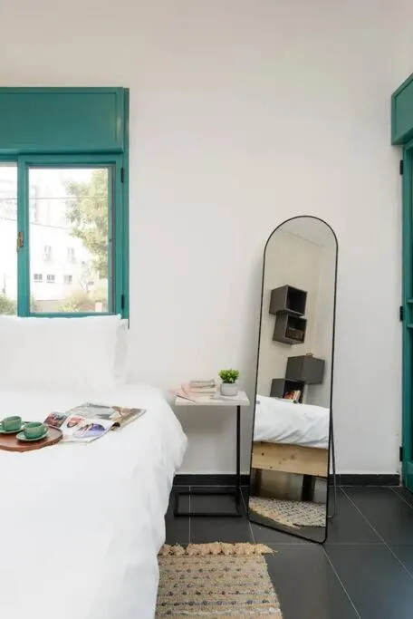 Image 5 of Vintage Getaway by the beach