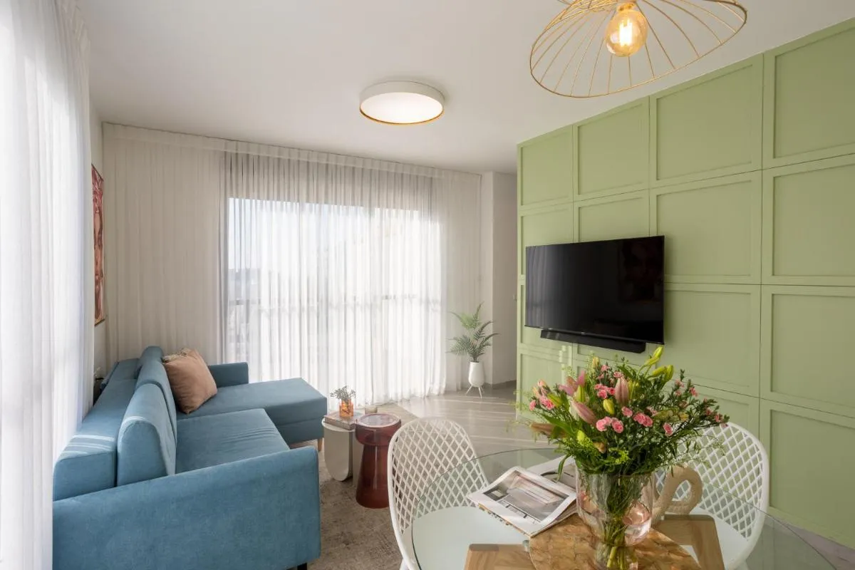 Image 4 of YalaRent Flora- Designed 1BR penthouse in Florentin