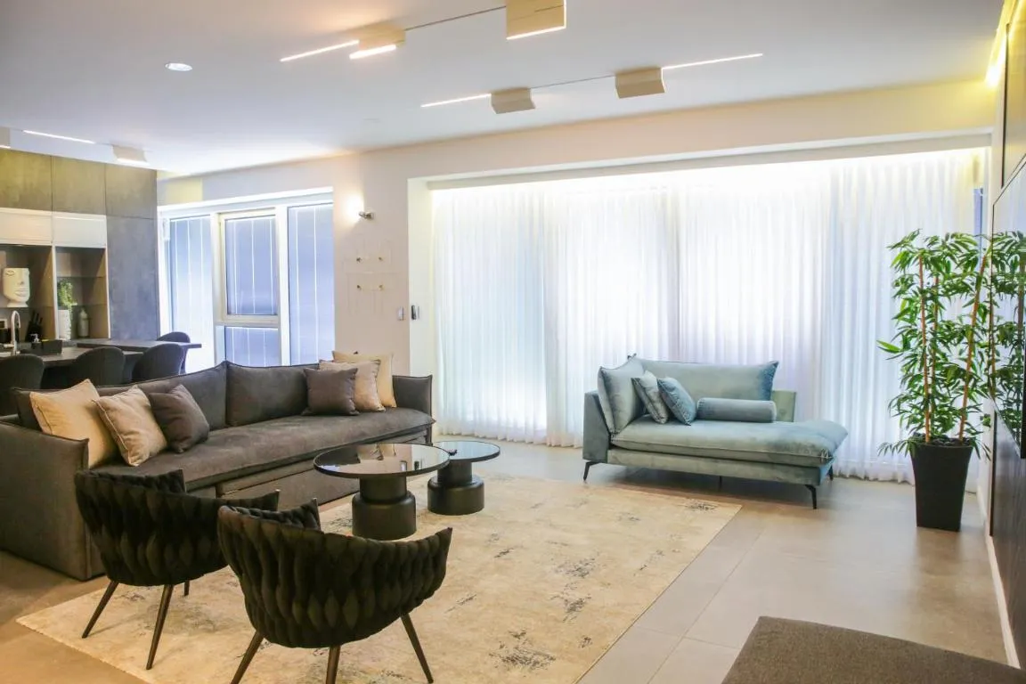 Image of YalaRent Midtown towers TLV