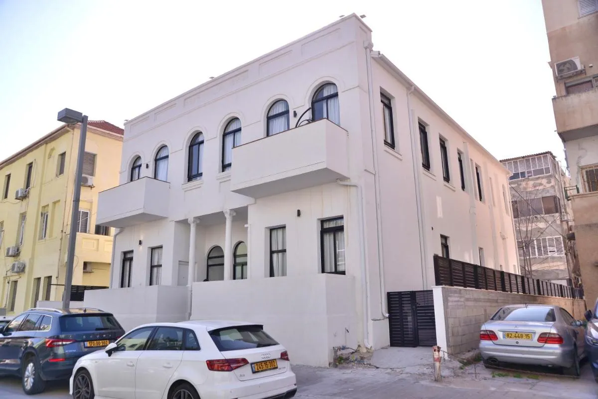 Image 6 of Yona 8